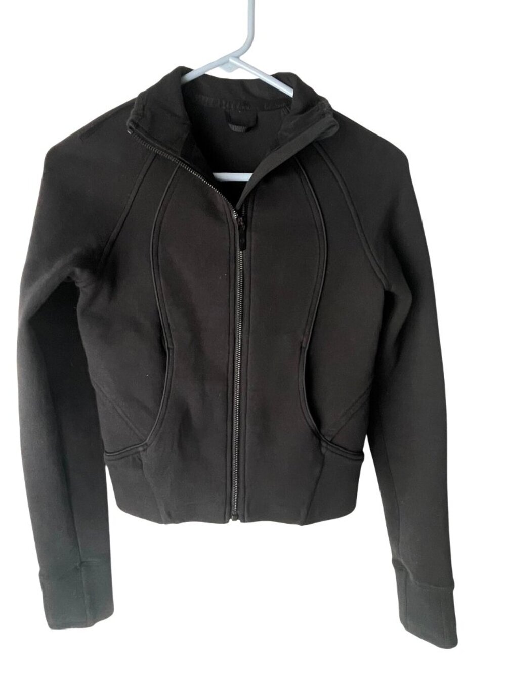 Lululemon Moment to Movement Jacket Athletic Yoga Black Zip-Up Size 2 Thumbholes